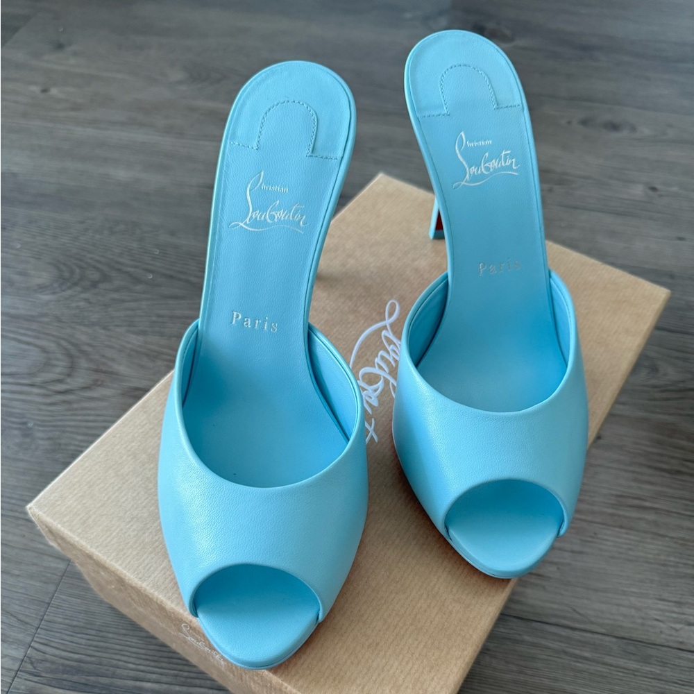 CHRISTIAN LOUBOUTIN- ME DOLLY!